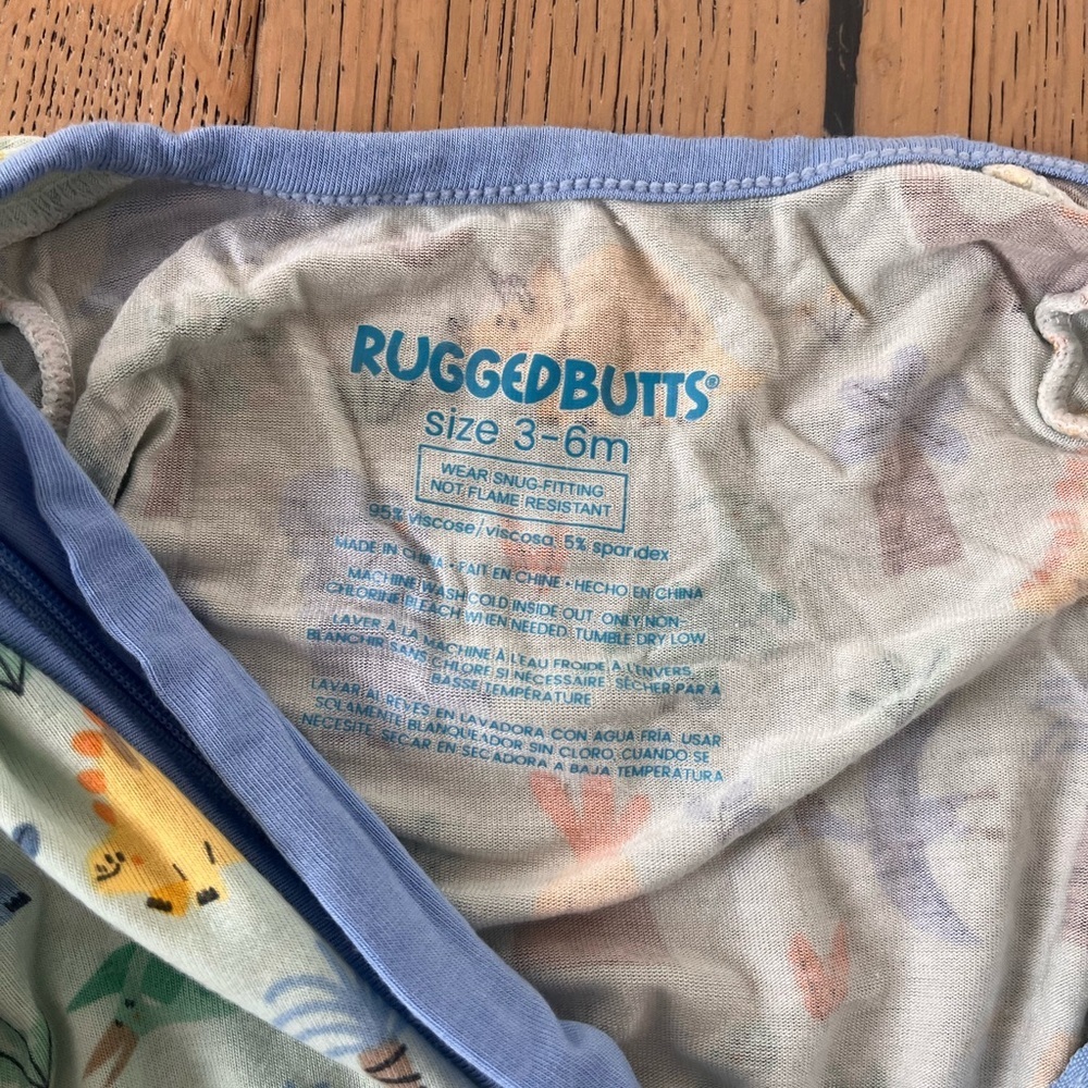 Rugged butts ruffle Bamboo Viscose Sleeper Onsie Double Zip Dinosaur 3-6 months - Picture 4 of 5